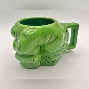 Hulk Smash Fist Marvel Sculpted Ceramic Coffee Mug Hand Painted Green 10 oz